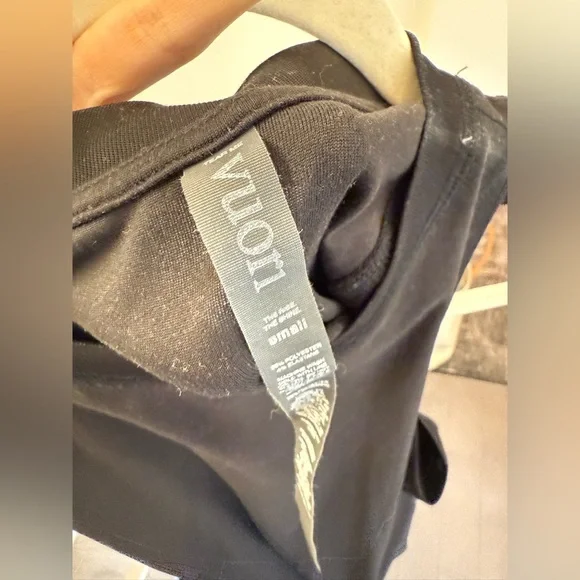 Vuori Black Heather performance tank - Picture 4 of 4